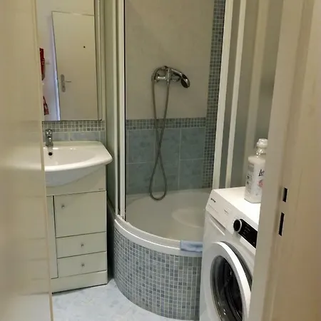 Slunny Byt 3+kk S Balkonem شقة *